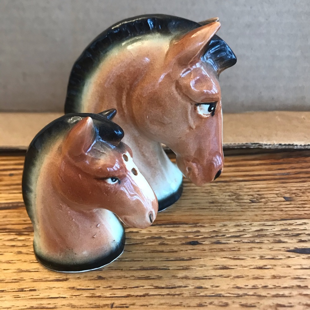 Vintage horse head salt & pepper shakers 1950s